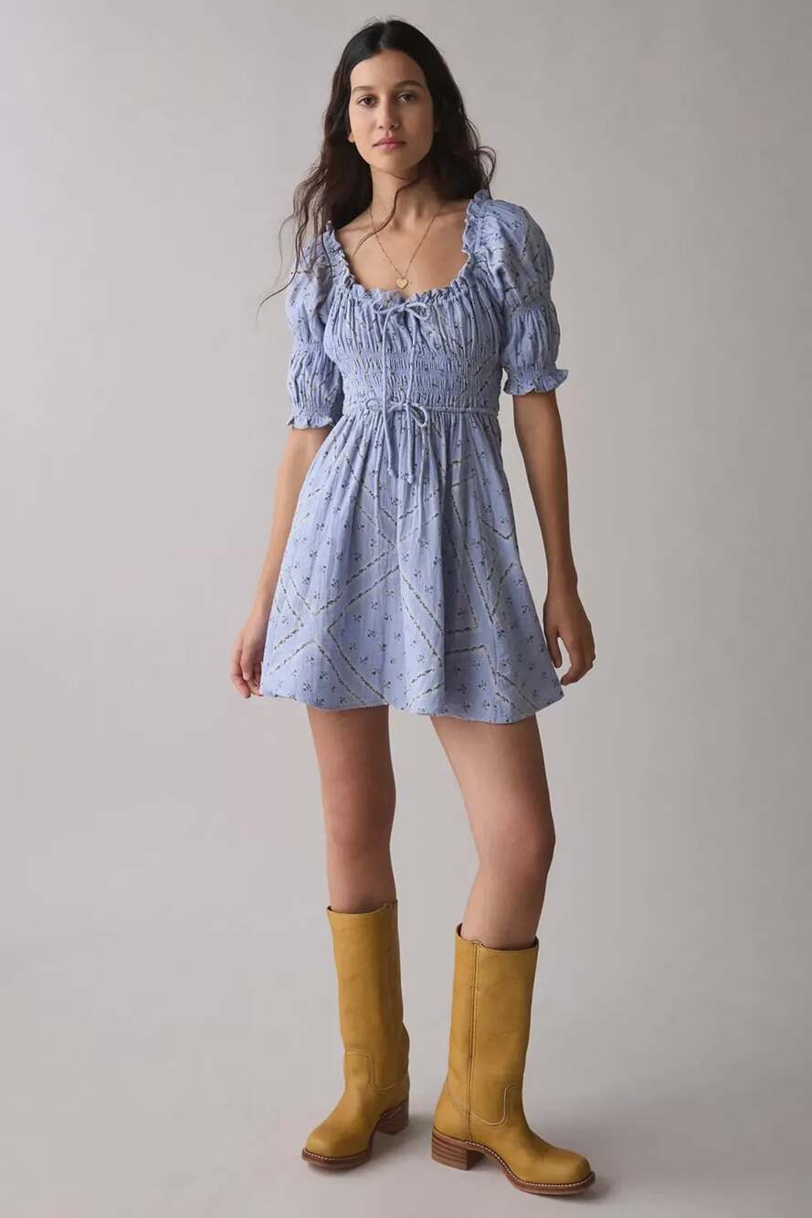 Kimchi Blue Women's Blue Floral Smocked Tie-Front Mini Dress